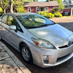 TOYOTA PRIUS III 2011