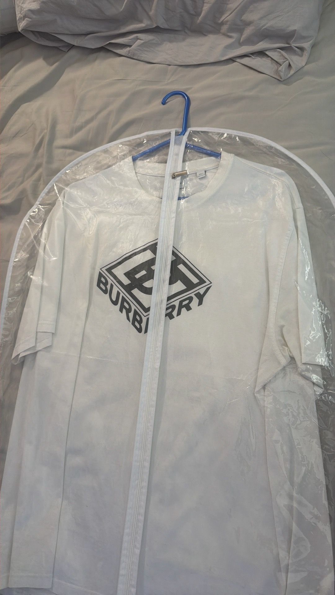 Burberry Tshirt