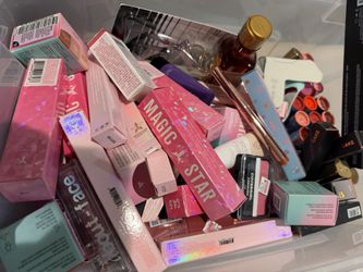 Brand Makeup 