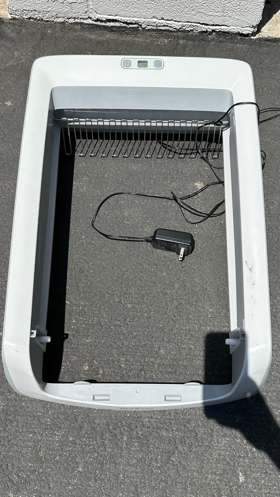 PetSafe® ScoopFree® Crystal Classic Self-Cleaning Litter Box