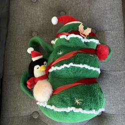 Women’s Christmas tree with penguin bag