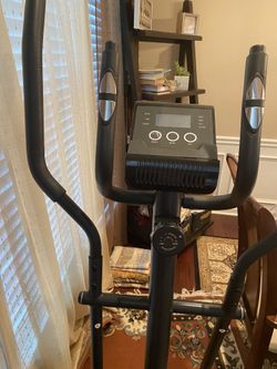 MaxKare Elliptical only Used Twice for Sale in Cumming GA OfferUp