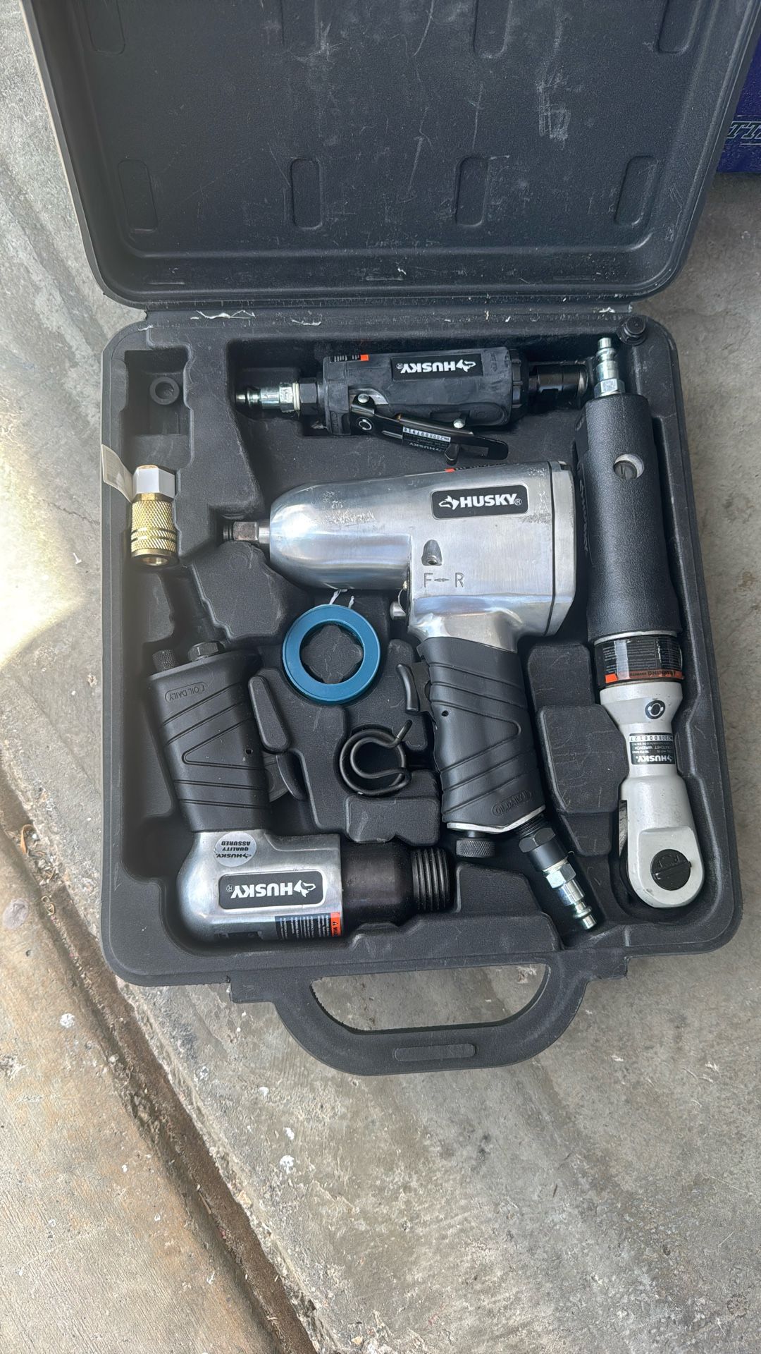 Husky - Air Tool Set Kit - 1/2" Impact Wrench 3/8" Ratchet W/Accessories - Case