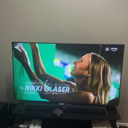 55" Class Crystal UHD CU7000 Samsung