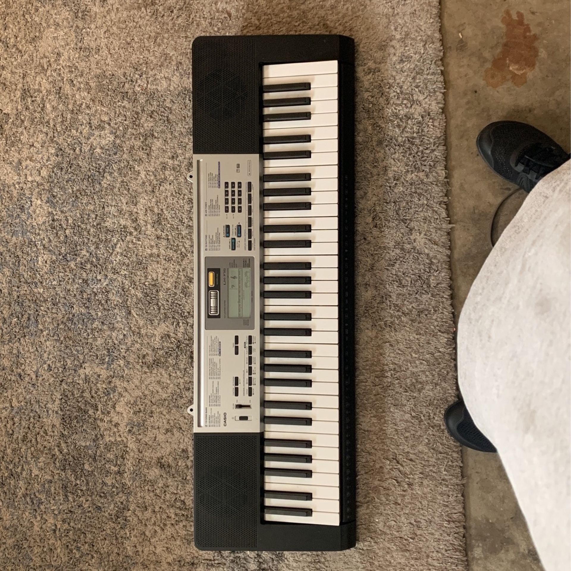 Casio Lk-175 Keyboard