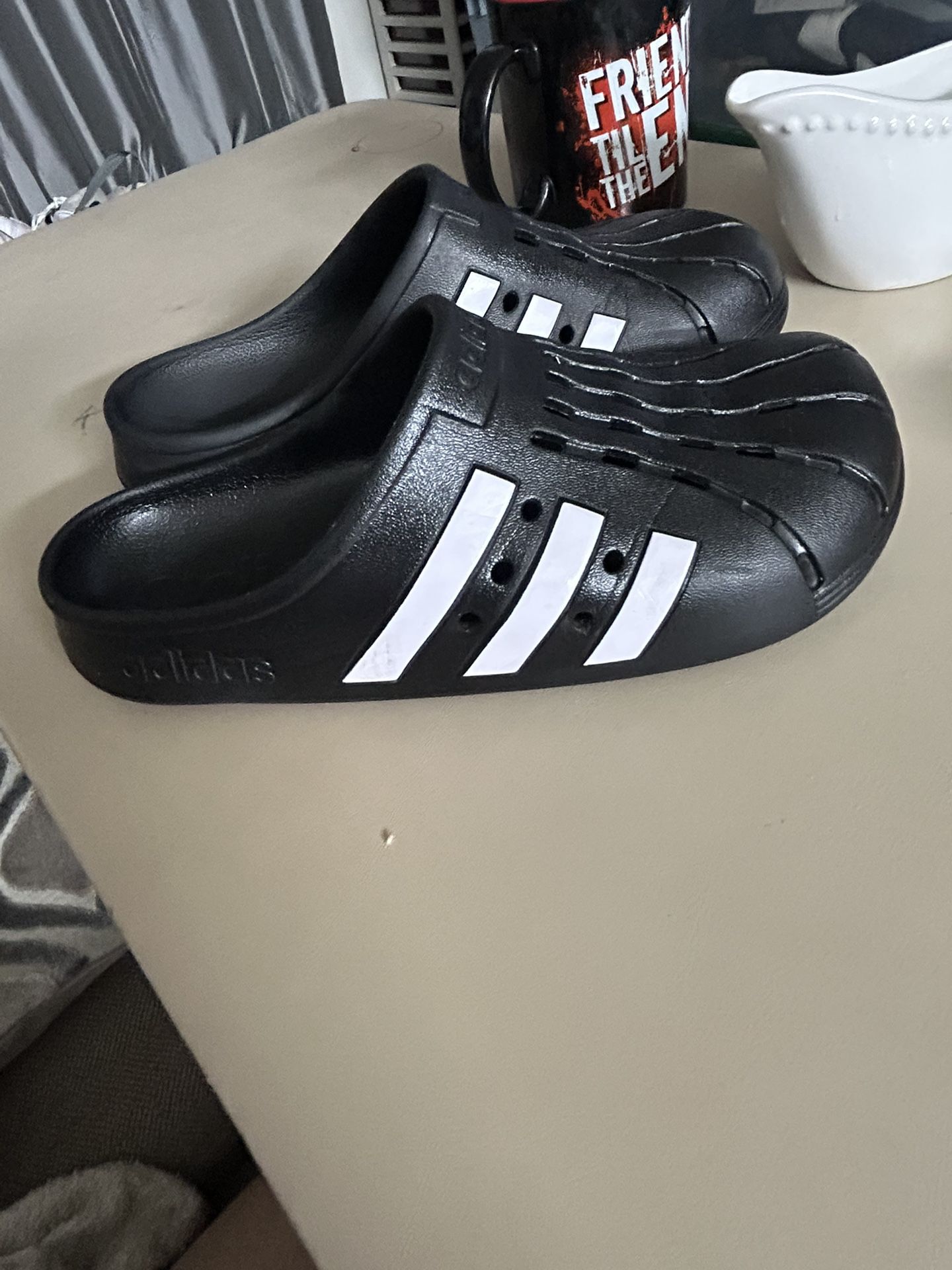 adidas Adilette Clogs Black man size 7