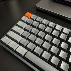 Keychron K4 RGB Backlight + Keychron Resin Palm Rest