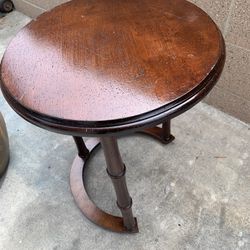 Small Wood Side Table Made In Italy. Reduced From $30