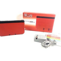 Nintendo 3DS XL Red