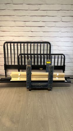 Jenny Lind Black Wood Spindle Crate & Barrel Full Size Bed