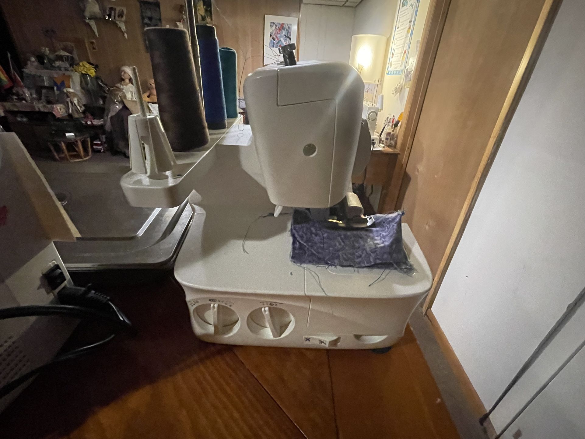 Sewing Machine, Singer