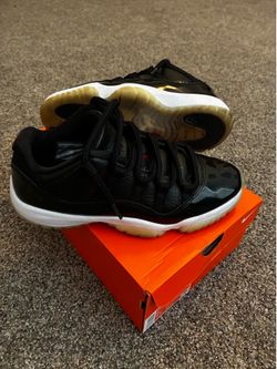 Jordan 11 retro lows, size 8