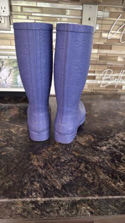UGG Women’s Purple Tall Rain Boots – Size 6