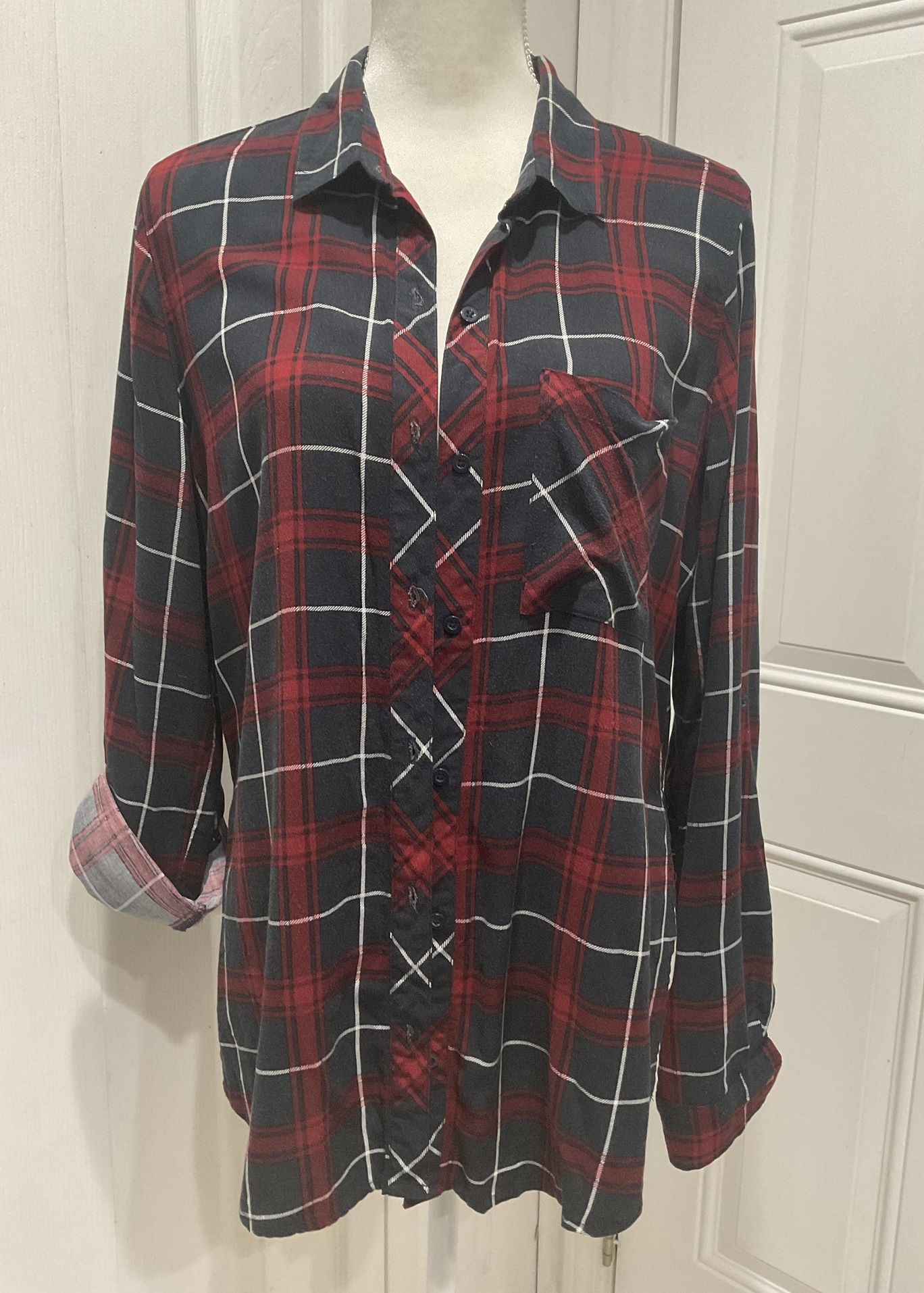 Polly & Esther Women’s Elongated Back, High Rounded Sides Slits, L