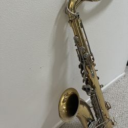 Saxophone 