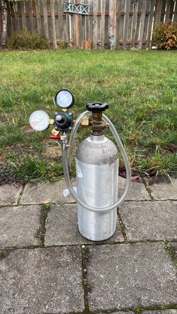 5lb CO2 Tank with gauges