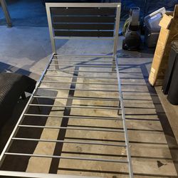 Frame Bed Twin