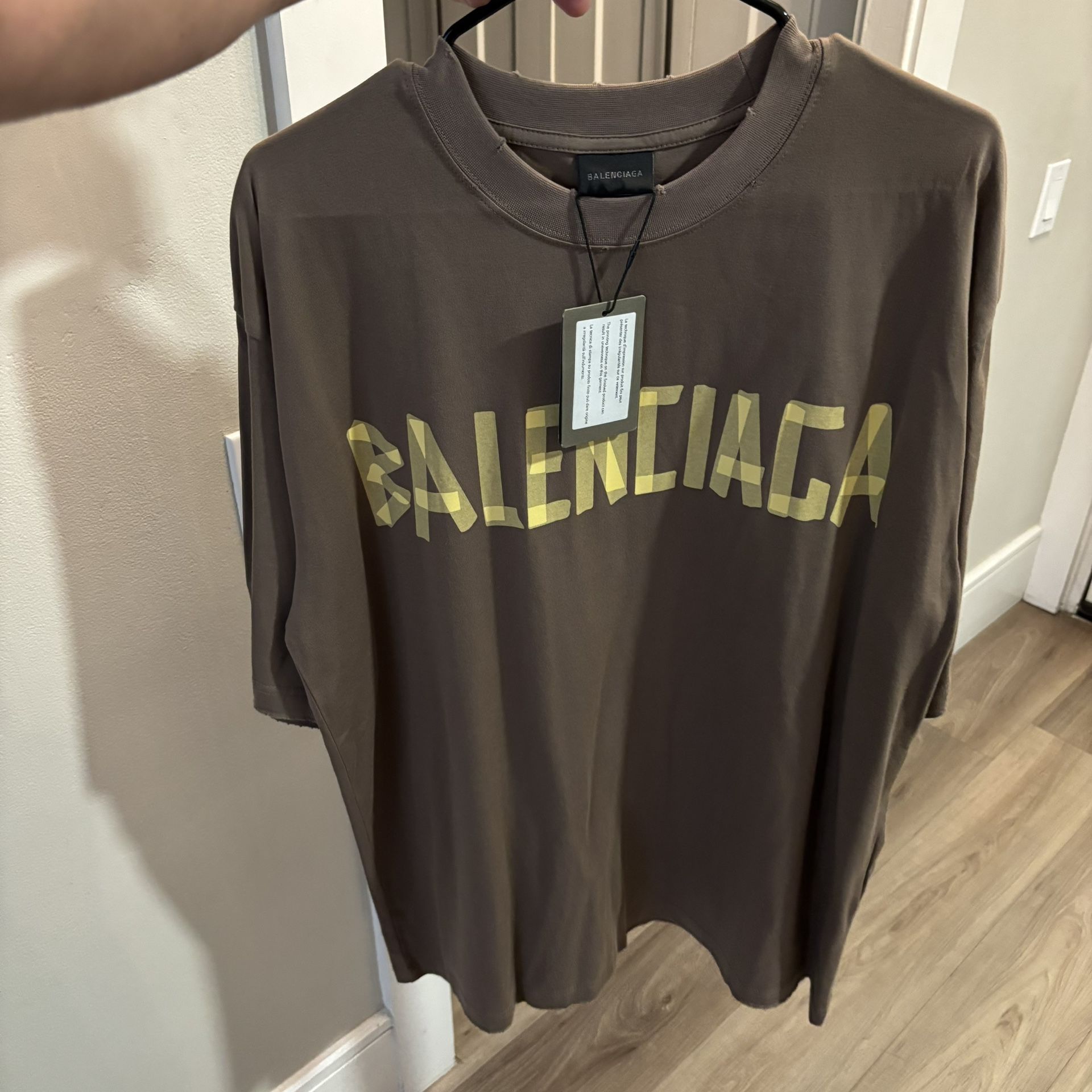 BB Tee Men’s Size L/XL