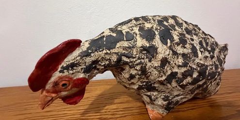 VINTAGE ITALIAN VIETRI HAND PAINTED FRENCH HEN ROOSTER