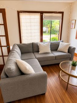 Modern Gray L-Shaped Sectional – Great Condition