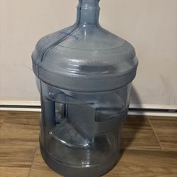 5 gallon water bottle with handle