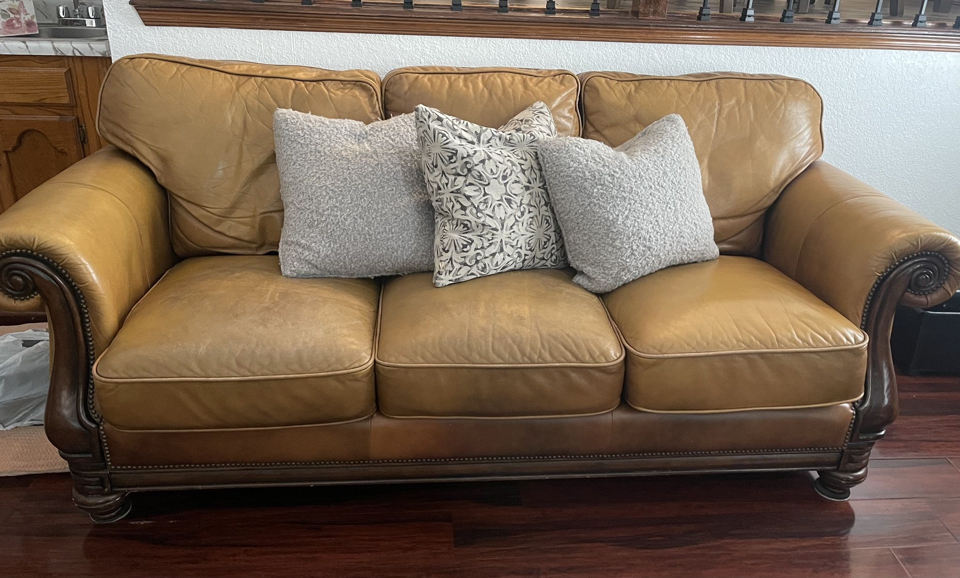 Real leather sofas cabinets matttroy