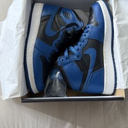Jordan 1 Retro High OG  “ Dark Marina Blue”