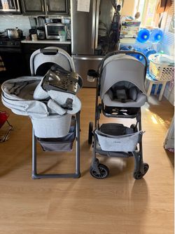 Nuna Stroller/car seat/bassinet