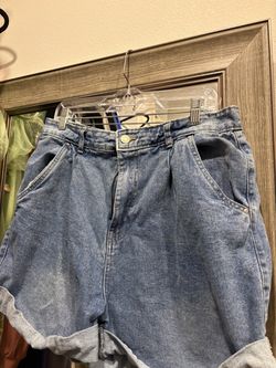 13 High-Waist Light Wash Denim Shorts
