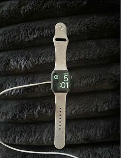 Apple Watch SE 44 MM