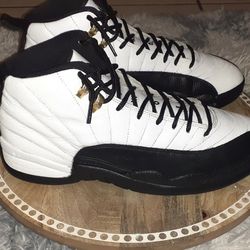 Jordan 12 (Taxi) "2013" 