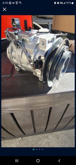 2010 Hino A/C COMPRESSOR 