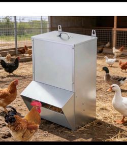 Open box Galvanized Chicken Feeder Outdoor Poultry Feeder w/Lid Weatherproof, Easy refilling and no Mess! NO Waste! (30LB Capacity)