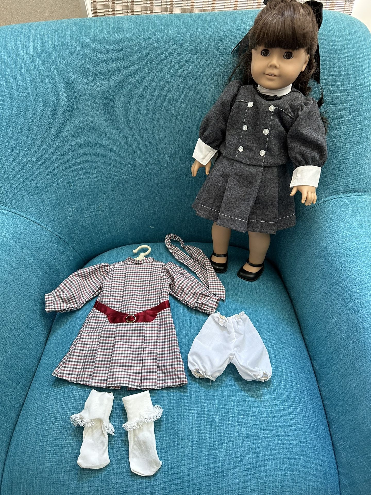 American Girl Samantha Doll w/ Desk, Outfits & Accessories