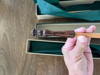 Rare Harry Potter & The Sorcerer’s Stone 2001 Wooden Promotional Wands