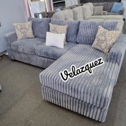 ✅️✅️2 pc dark grey fur like wide welt corduroy sectional sofa with chaise✅️✅️