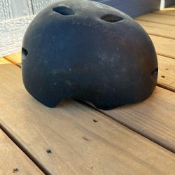 Youth Medium Bicycle Helmet