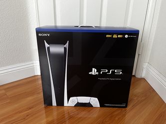 PlayStation 5 Digital In hand