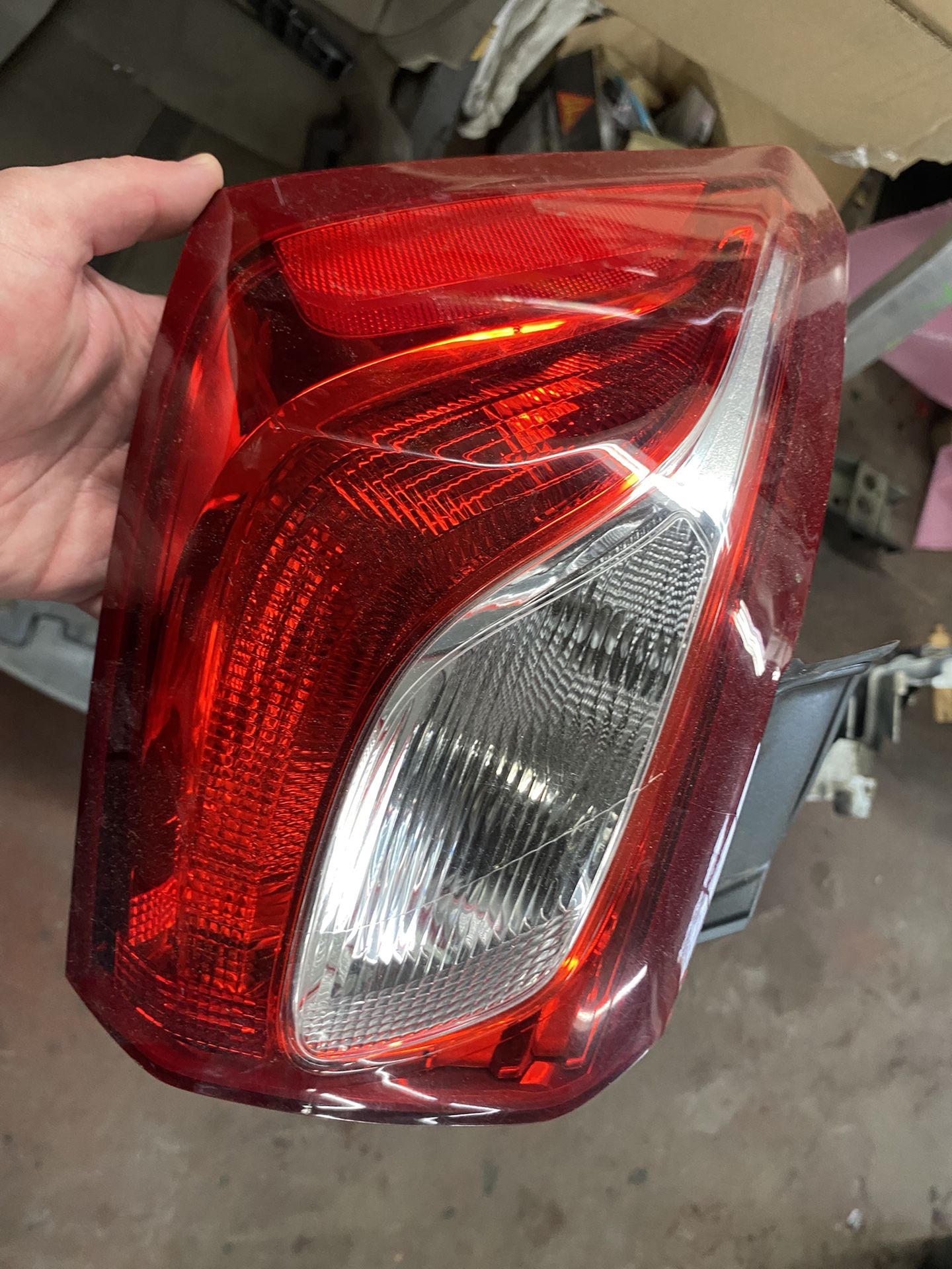2019 chevy equinox LS1 liftgate tail lights And Left Headlight