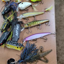 Various Bass Lures