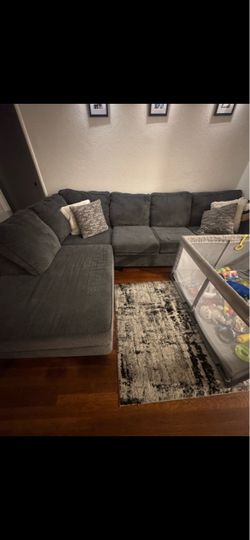 Sectional couch