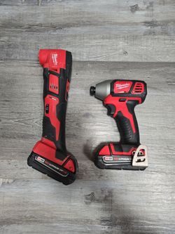 MILWAUKEE M18 IMPACT DRIVER AND M18 MULTI-TOOL WITH 2 BATTERYS NO CHARGER