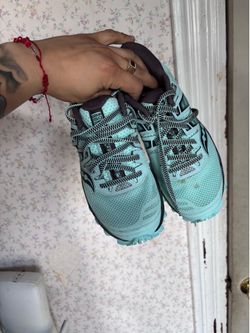 Shoes  size 7 women