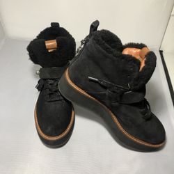 Fur Coach Leather Boots 🥾