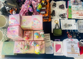 Nordstrom items sale /key chains kits stairting for $1 * Sylmar * 8/16