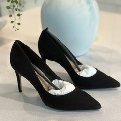 Brand New Saks Fifth Avenue Black Pumps Size 7