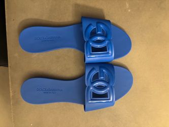 Dolce Gabbana womans slides (size 38/7-7.5)