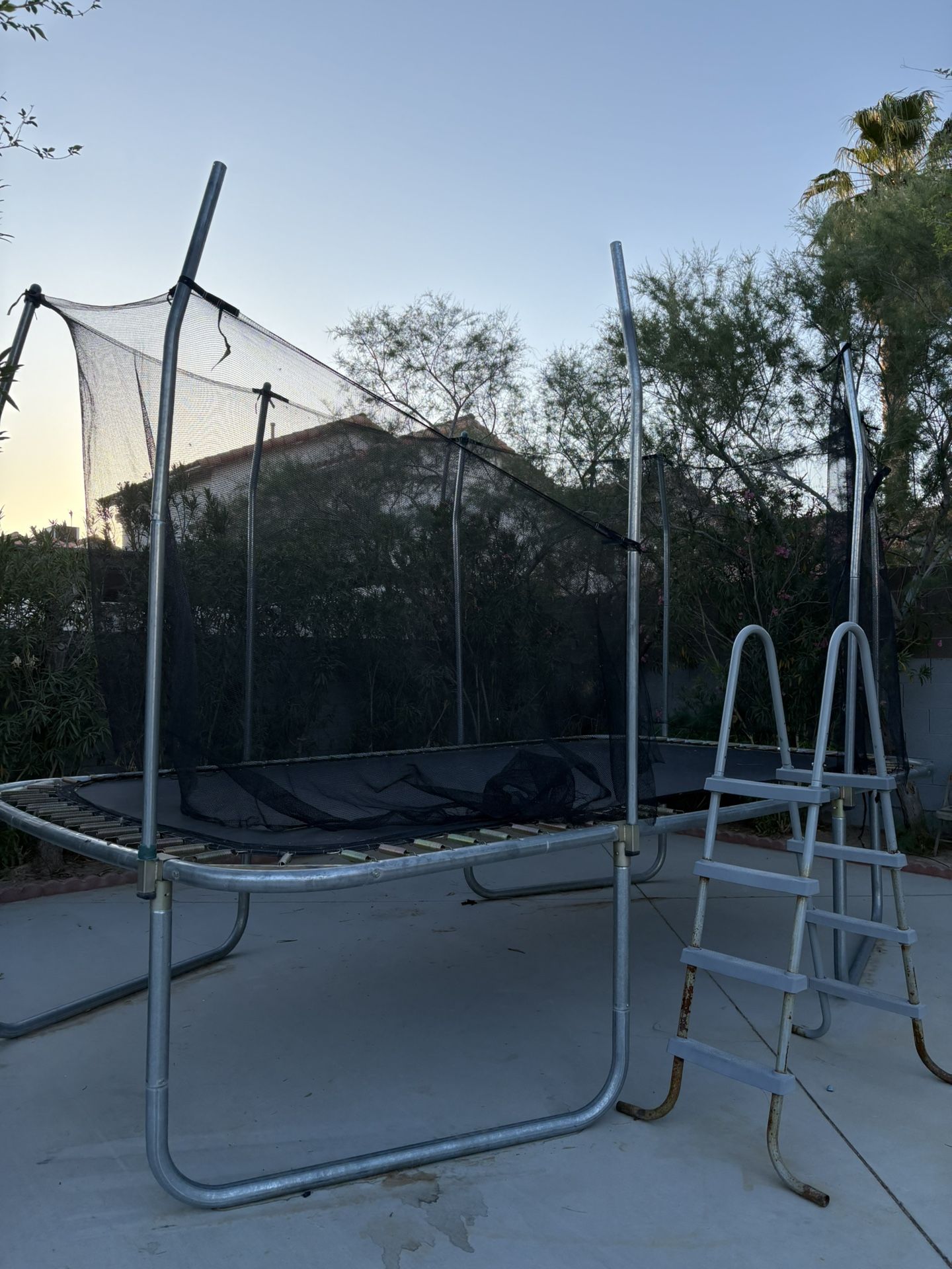 Trampoline