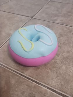 Jumbo donut squishy