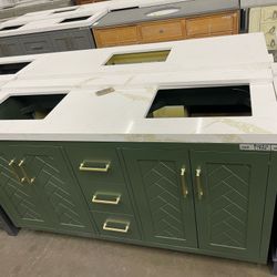 60 Inch green, gold vanity, white top and sinks, vanidad de baño 